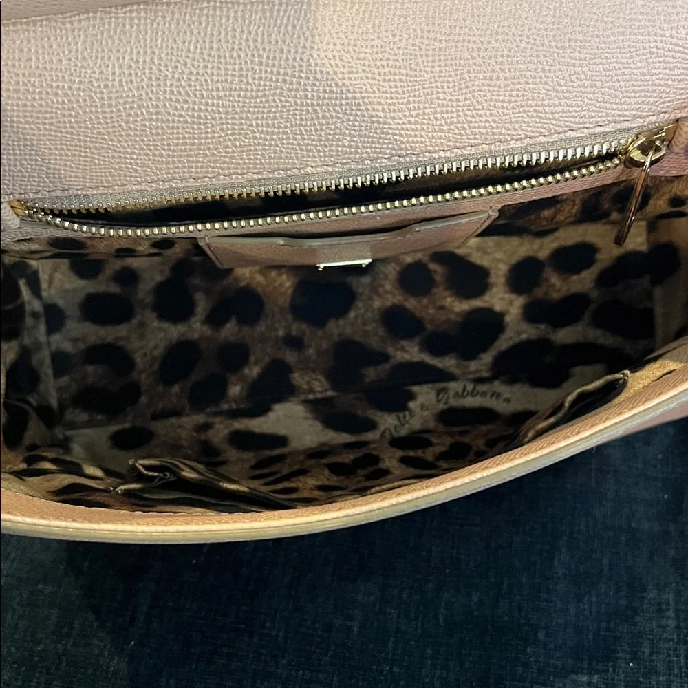 Dolce and Gabbana Large Sicily Bag in Dauphine Calfskin - Picture 7 of 14
